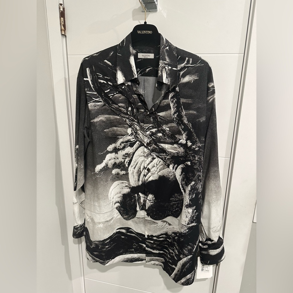 Incredible black and white Valentino dress shirt